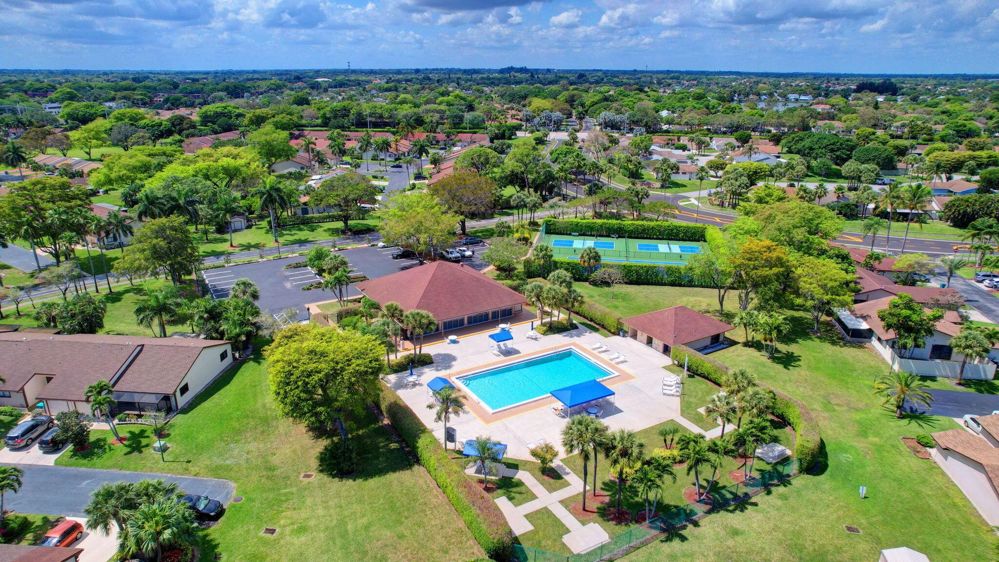 BOYNTON LAKES 1 - Residential