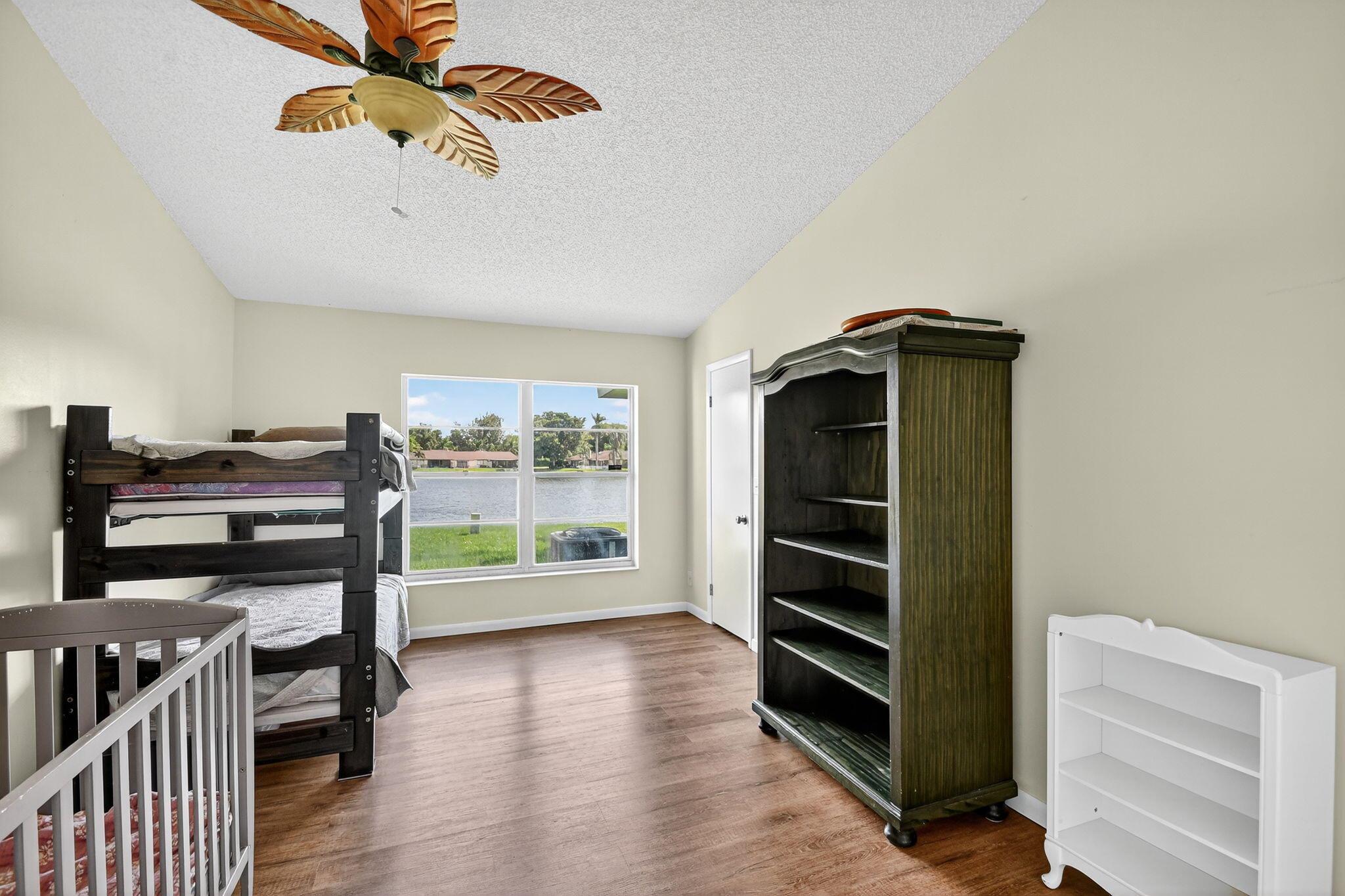 BOYNTON LAKES 1 - Residential