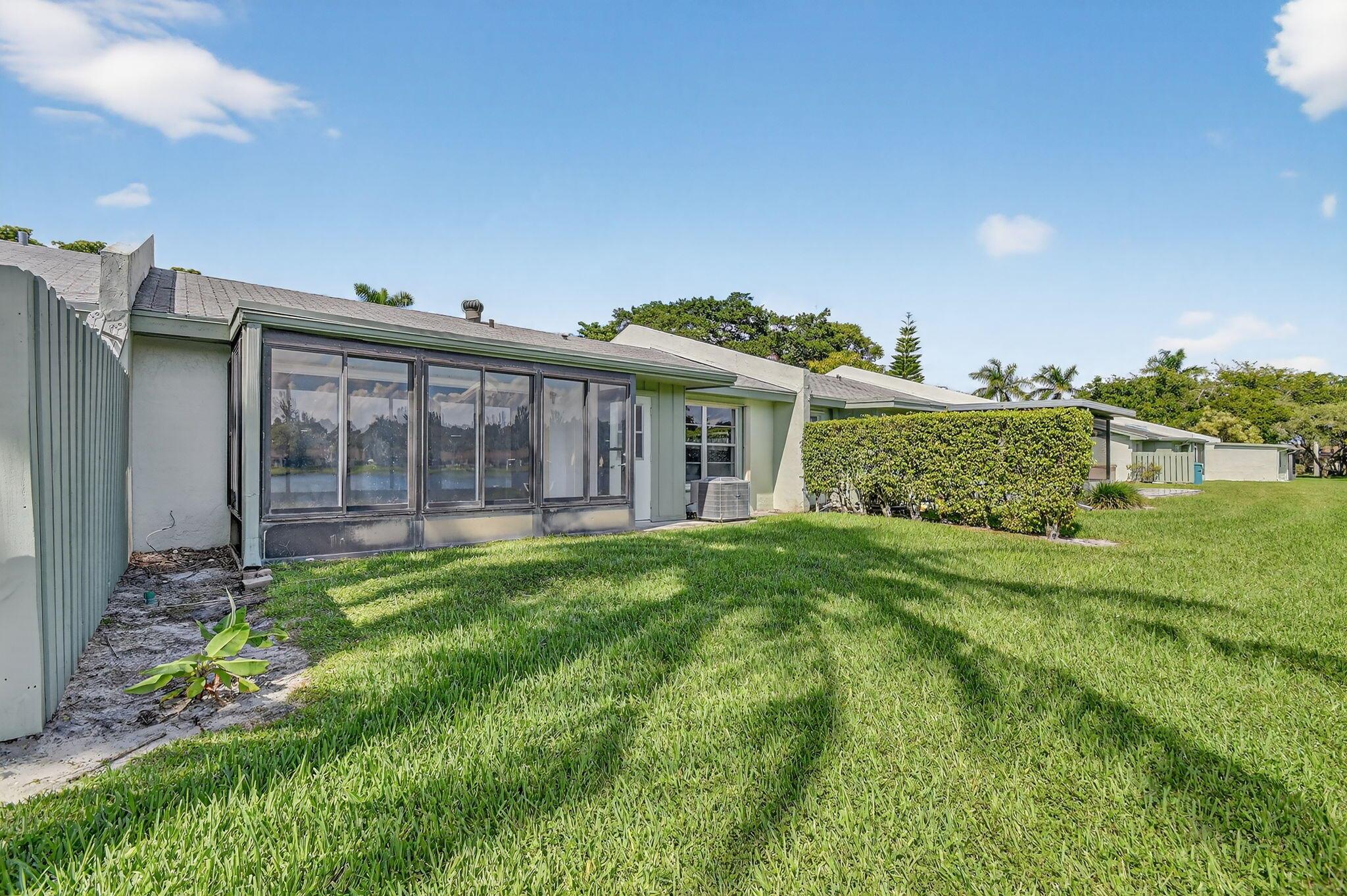 BOYNTON LAKES 1 - Residential