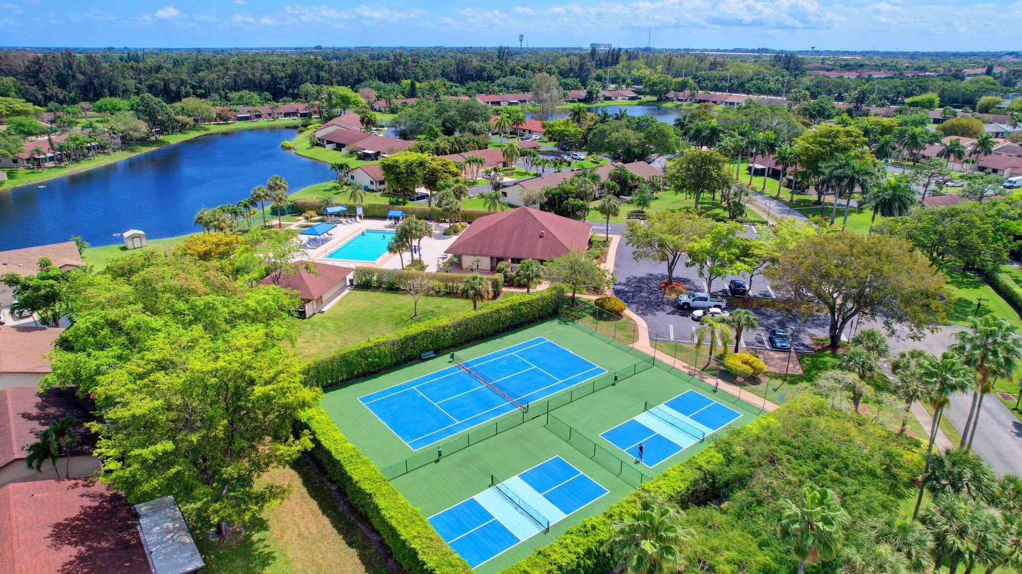 BOYNTON LAKES 1 - Residential
