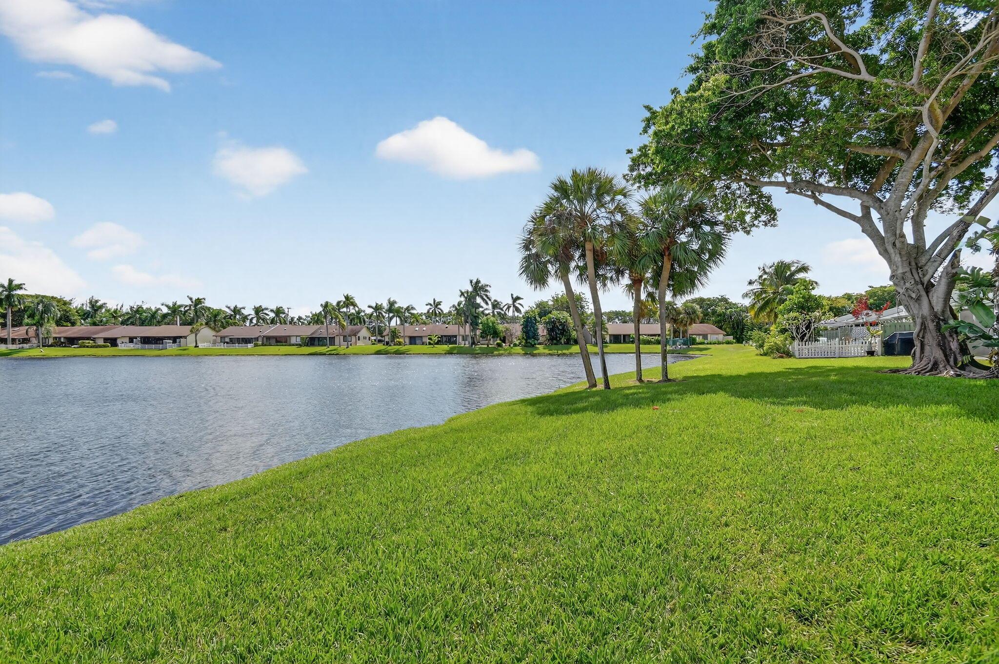 BOYNTON LAKES 1 - Residential