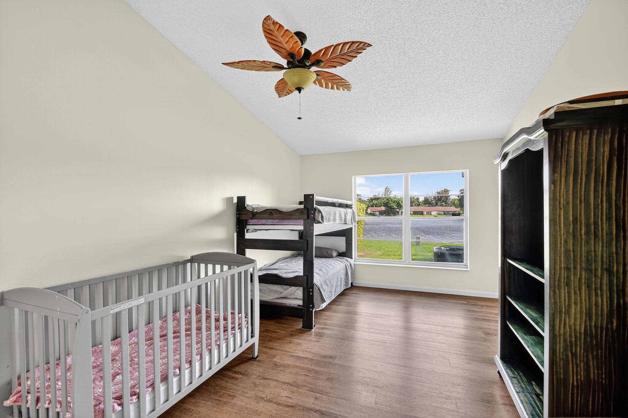 BOYNTON LAKES 1 - Residential