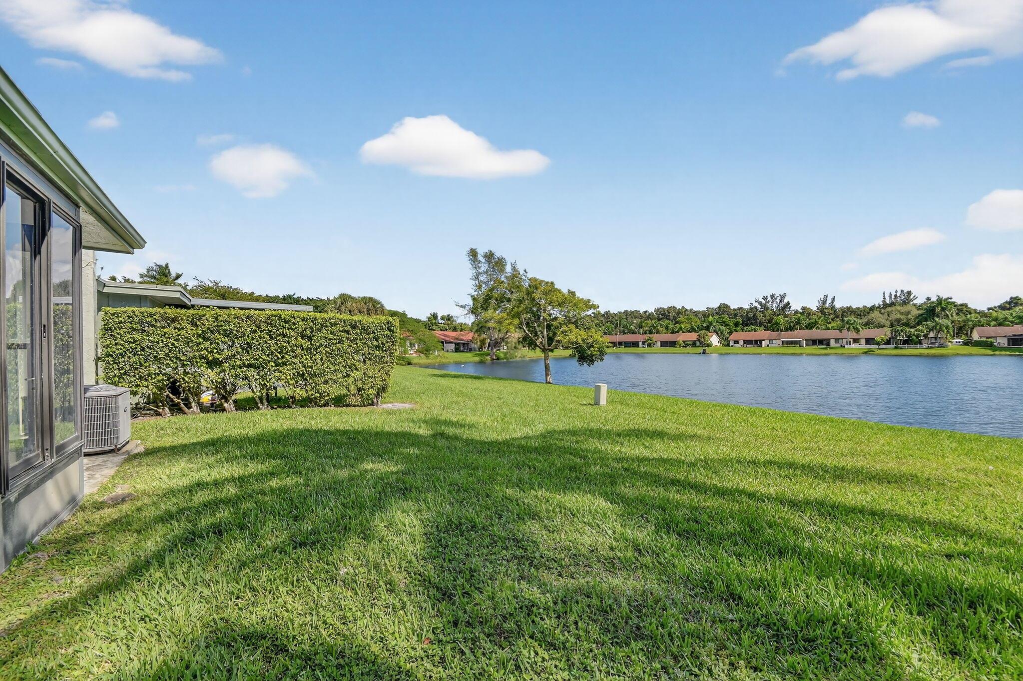BOYNTON LAKES 1 - Residential