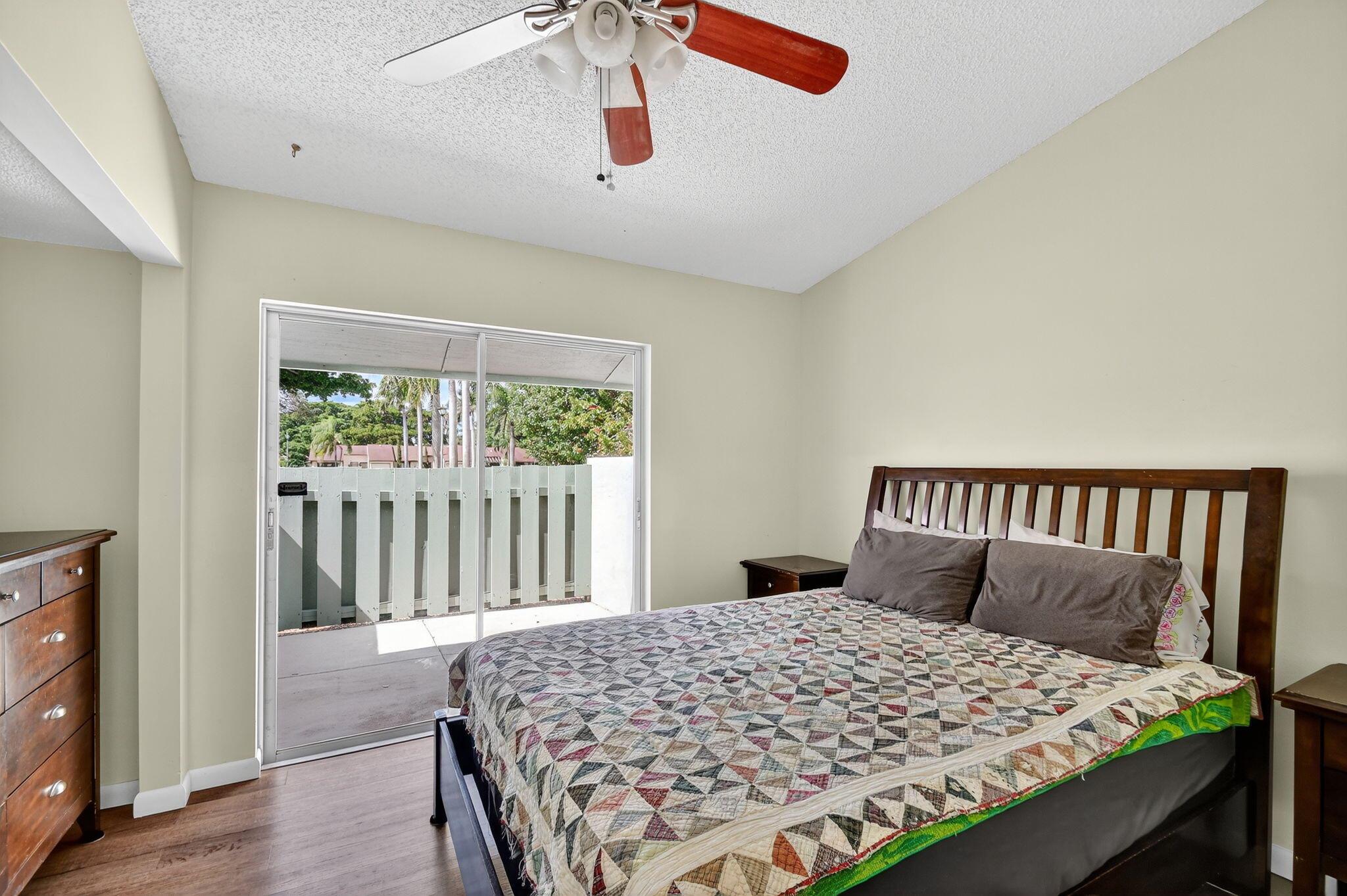 BOYNTON LAKES 1 - Residential