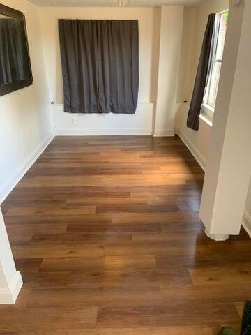 Water and Electric Included in Rate. 1 Bed/ 1 Bath, Very private, located in town off of Military Trail in West Palm Beach. Walking distance to bus stop, Publix, etc.