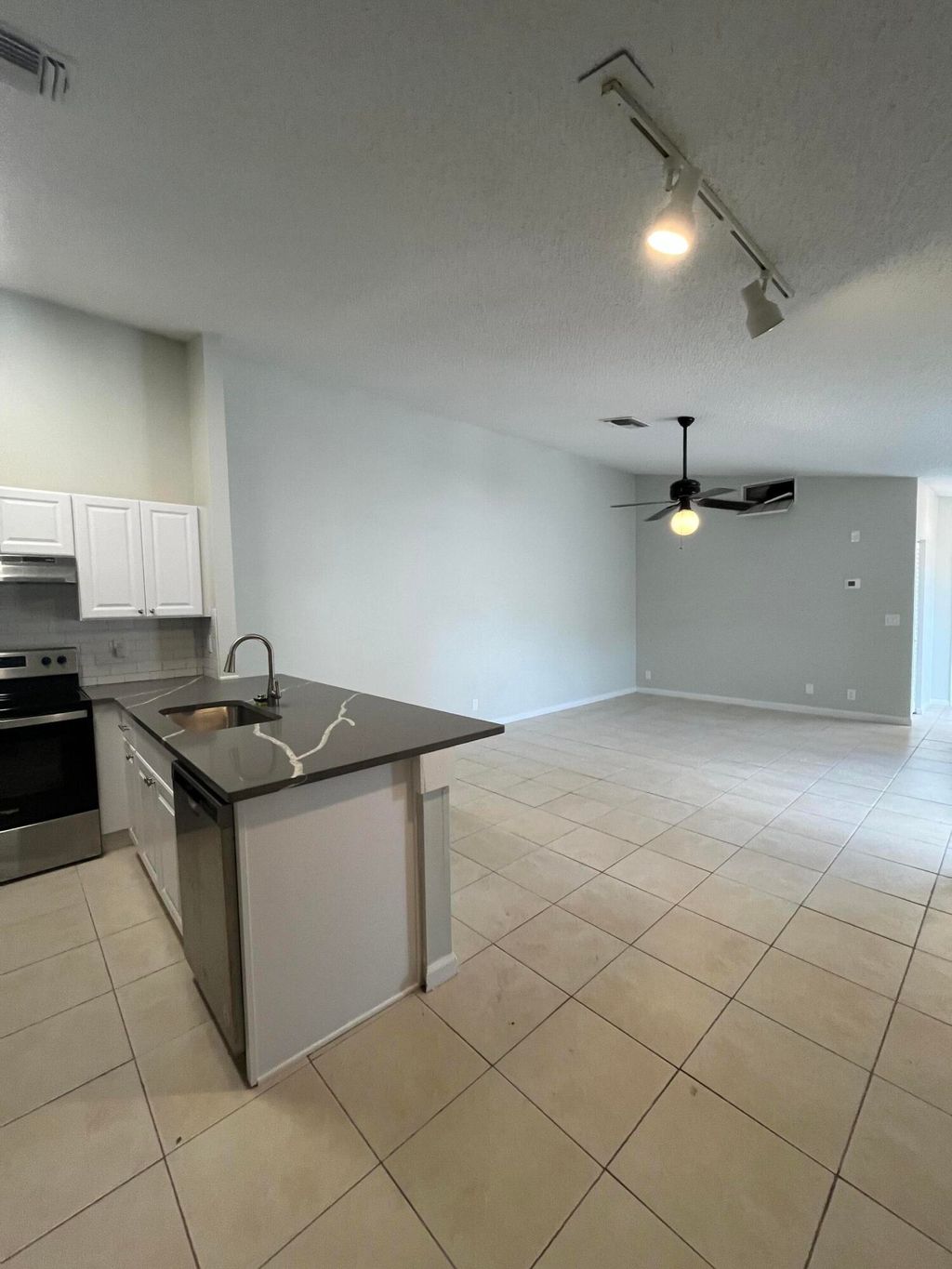 Photo of 1567 Hawthorne Place, Wellington, FL 33414 (MLS # R10959502)