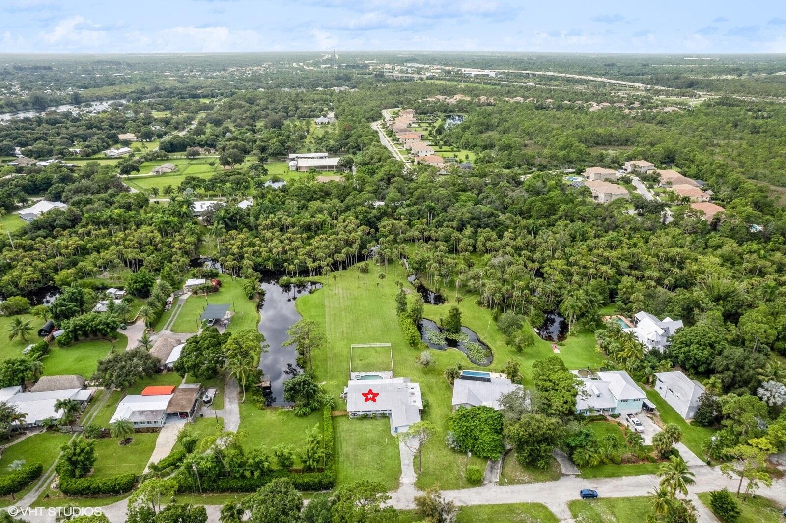 View photos, virtual tours, details... 1406 SW Alligator Street