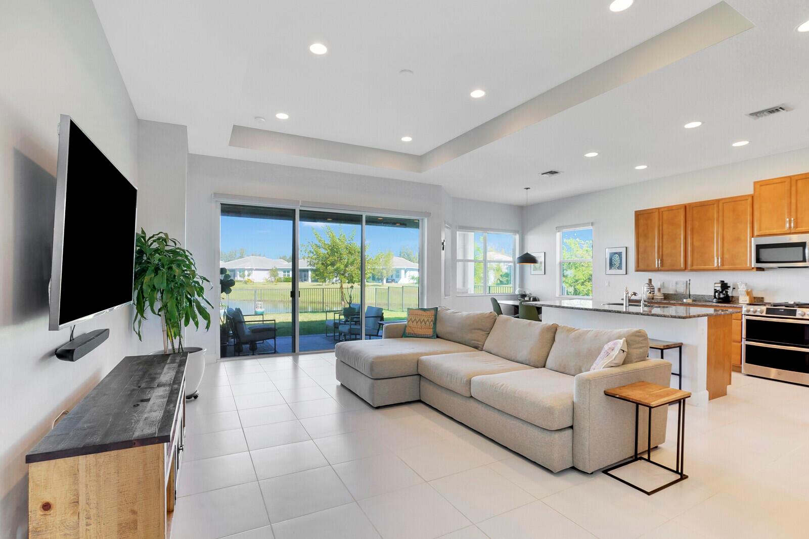 HAMMOCKS OF WESTLAKE PHASE 2 - Residential