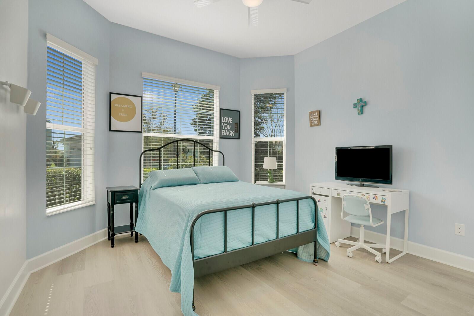 HAMMOCKS OF WESTLAKE PHASE 2 - Residential