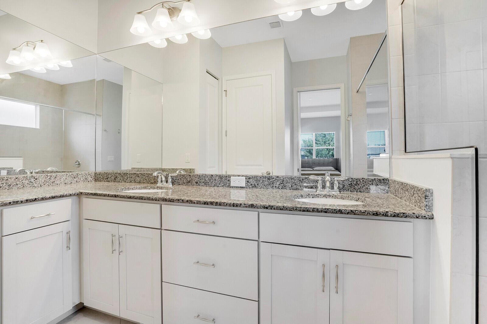 HAMMOCKS OF WESTLAKE PHASE 2 - Residential