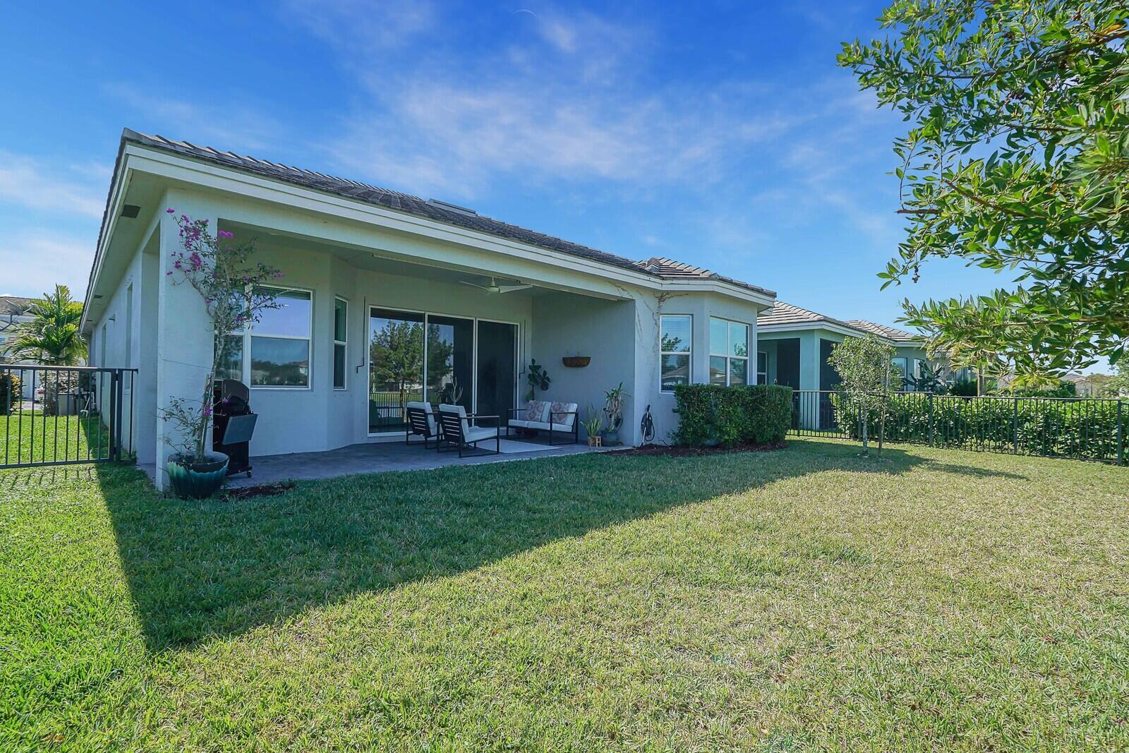 HAMMOCKS OF WESTLAKE PHASE 2 - Residential