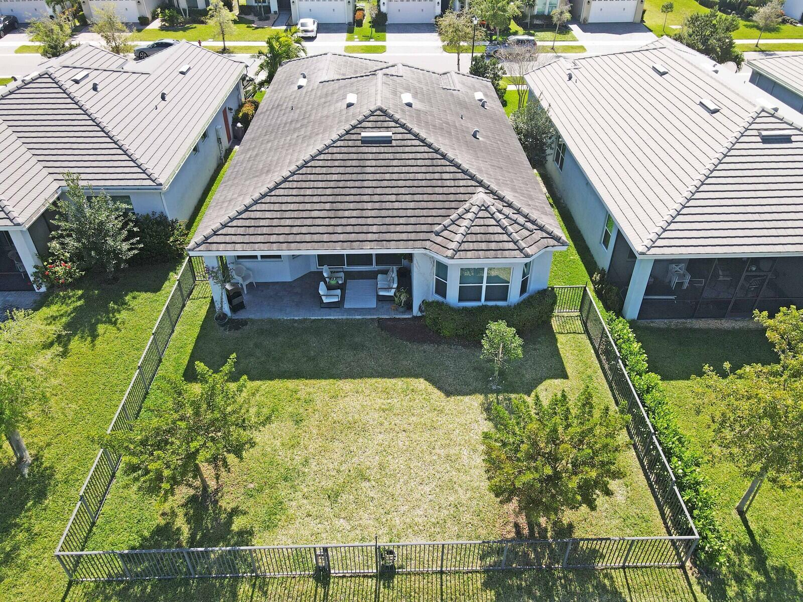 HAMMOCKS OF WESTLAKE PHASE 2 - Residential