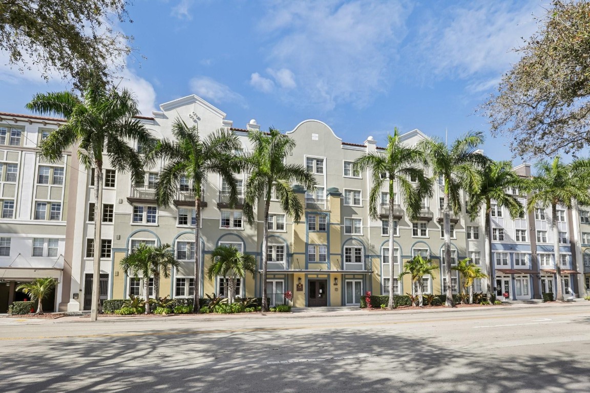 533 NE 3rd Avenue 321