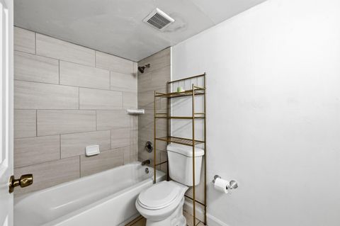Tiny photo for 505 S PINE ISLAND Road #B310, Plantation, FL 33324 (MLS # B26053143)