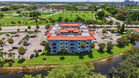 Tiny photo for 505 S PINE ISLAND Road #B310, Plantation, FL 33324 (MLS # B26053143)