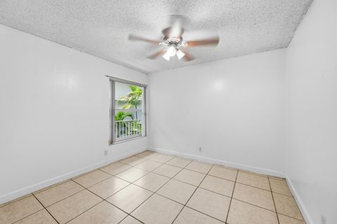 Tiny photo for 505 S PINE ISLAND Road #B310, Plantation, FL 33324 (MLS # B26053143)