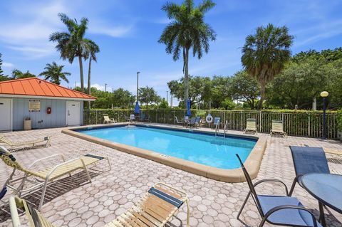 Tiny photo for 505 S PINE ISLAND Road #B310, Plantation, FL 33324 (MLS # B26053143)