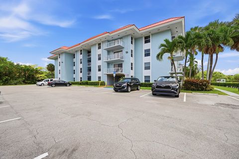 Tiny photo for 505 S PINE ISLAND Road #B310, Plantation, FL 33324 (MLS # B26053143)