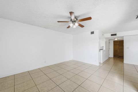 Tiny photo for 505 S PINE ISLAND Road #B310, Plantation, FL 33324 (MLS # B26053143)