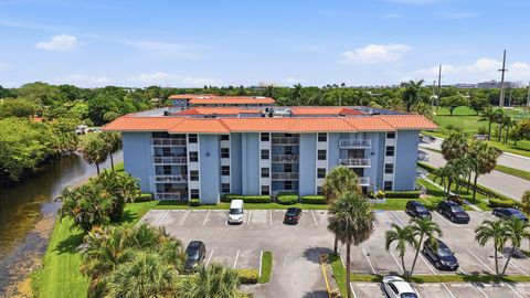 Tiny photo for 505 S PINE ISLAND Road #B310, Plantation, FL 33324 (MLS # B26053143)