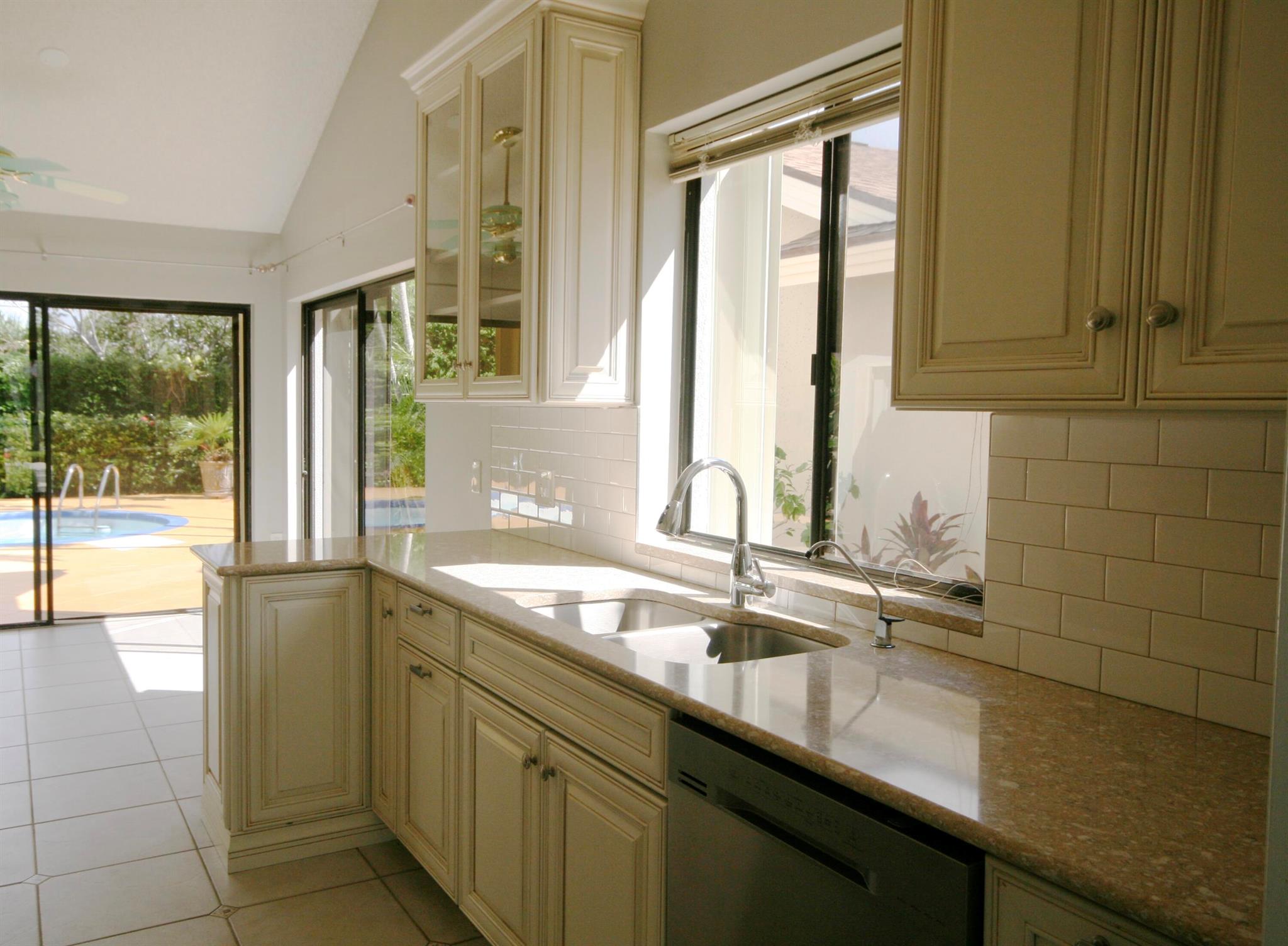 RIDGE AT THE BLUFFS - Residential Lease