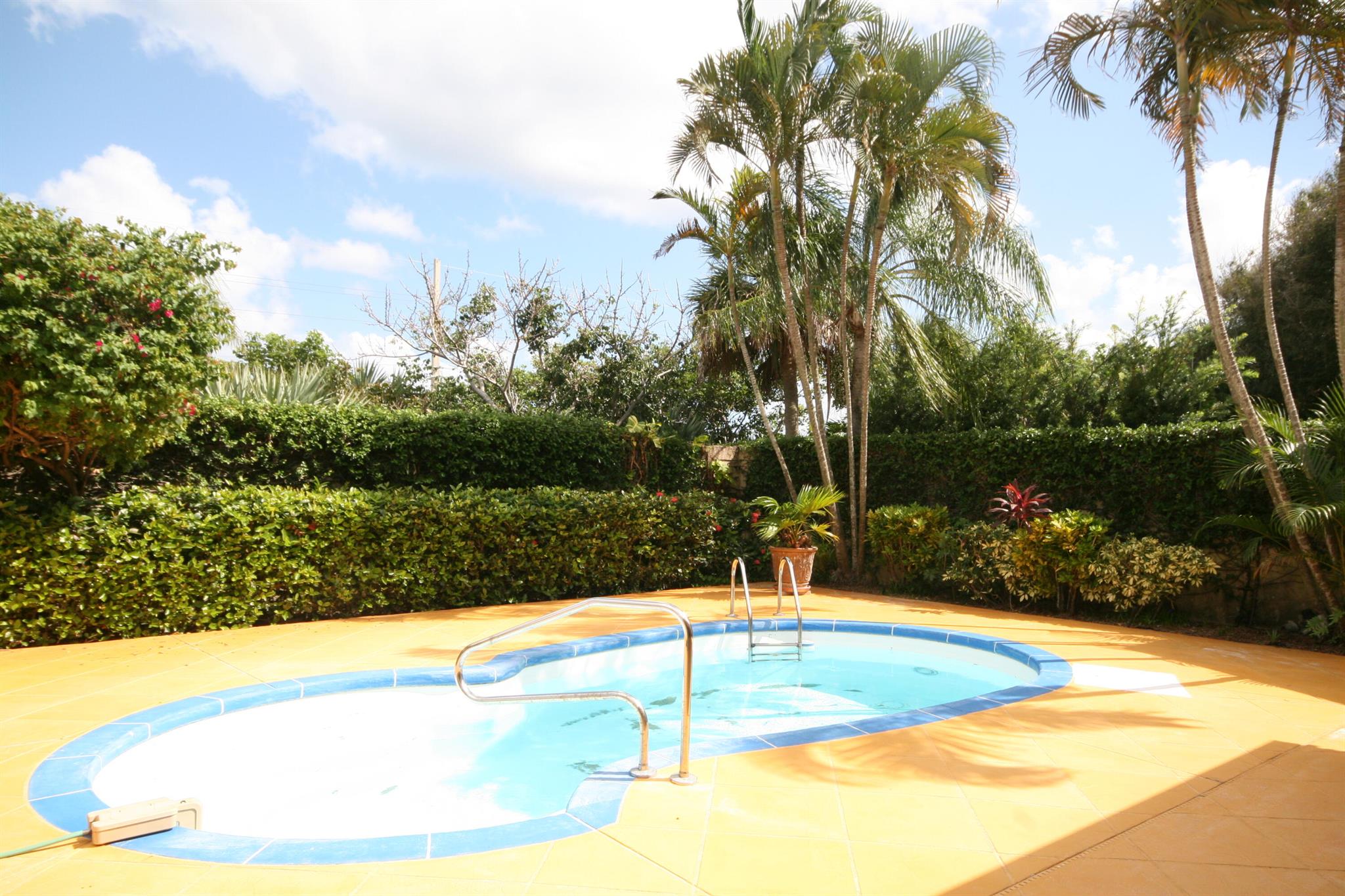 RIDGE AT THE BLUFFS - Residential Lease