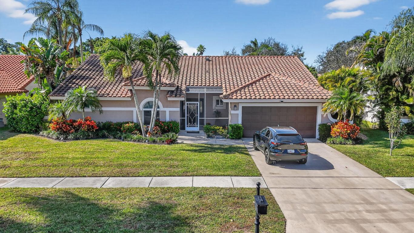 BOCA GREENS - Residential