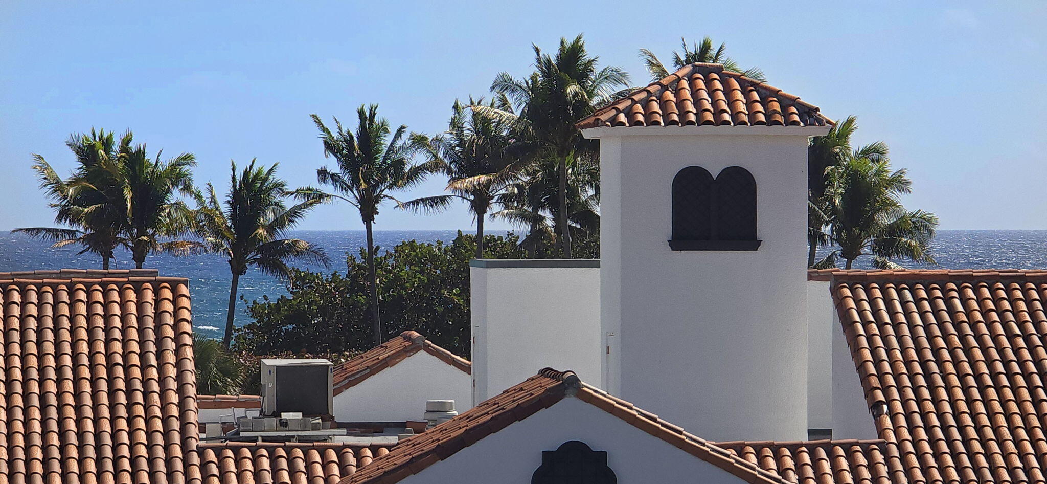 LA PALMA CONDO - Residential