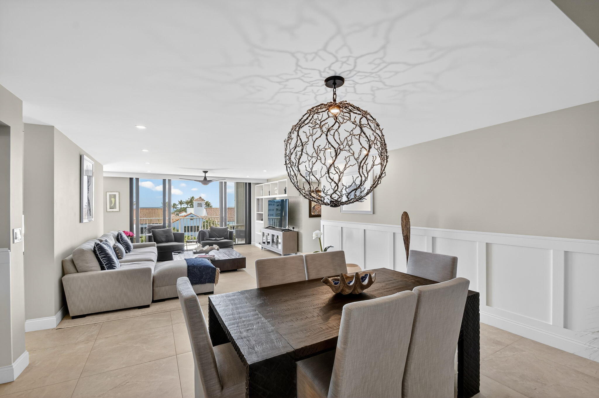 LA PALMA CONDO - Residential