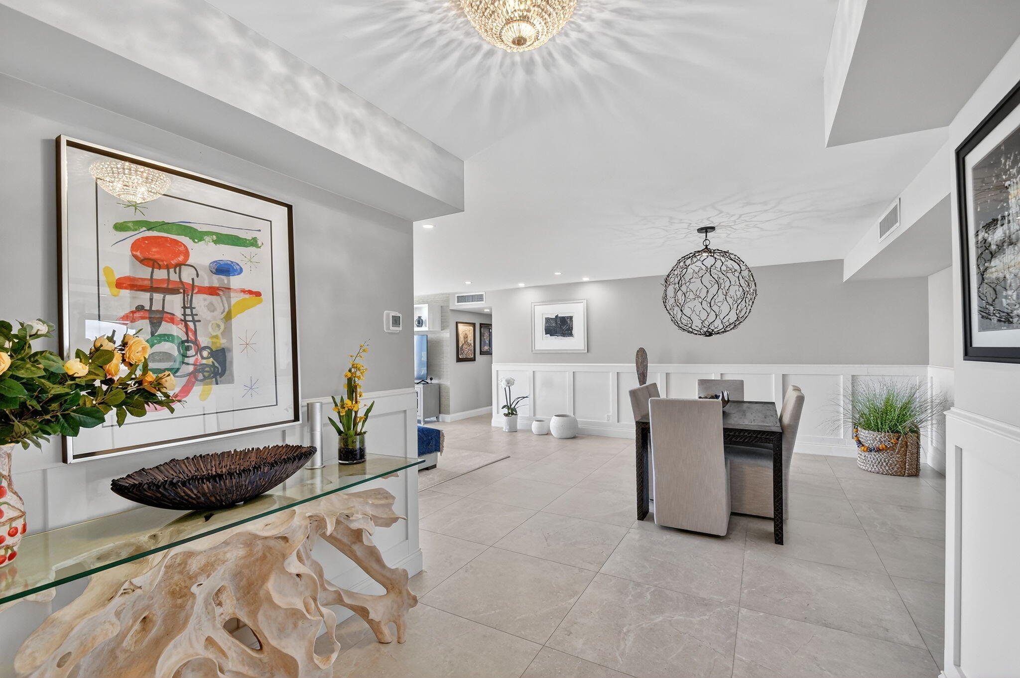 LA PALMA CONDO - Residential