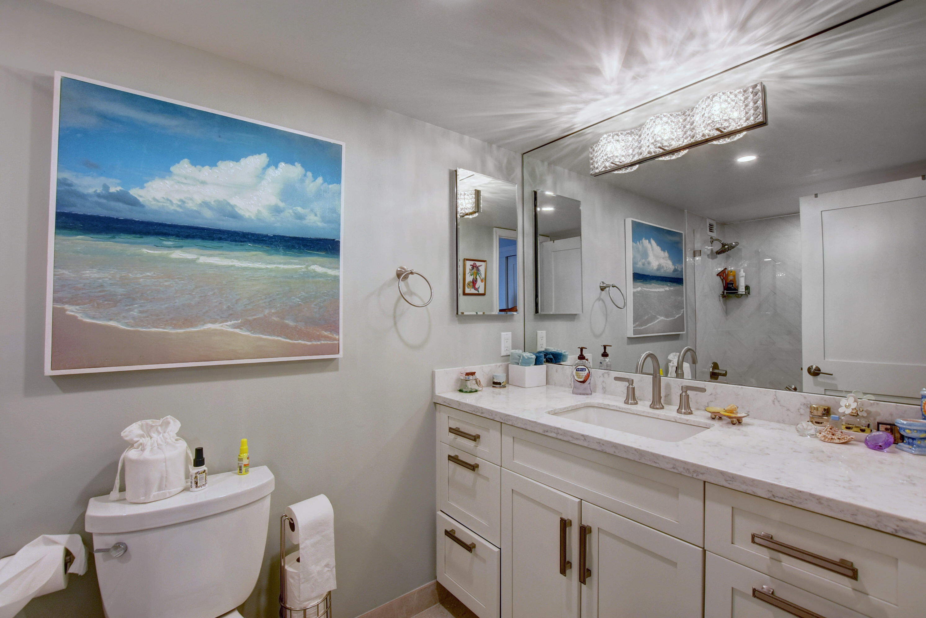 LA PALMA CONDO - Residential