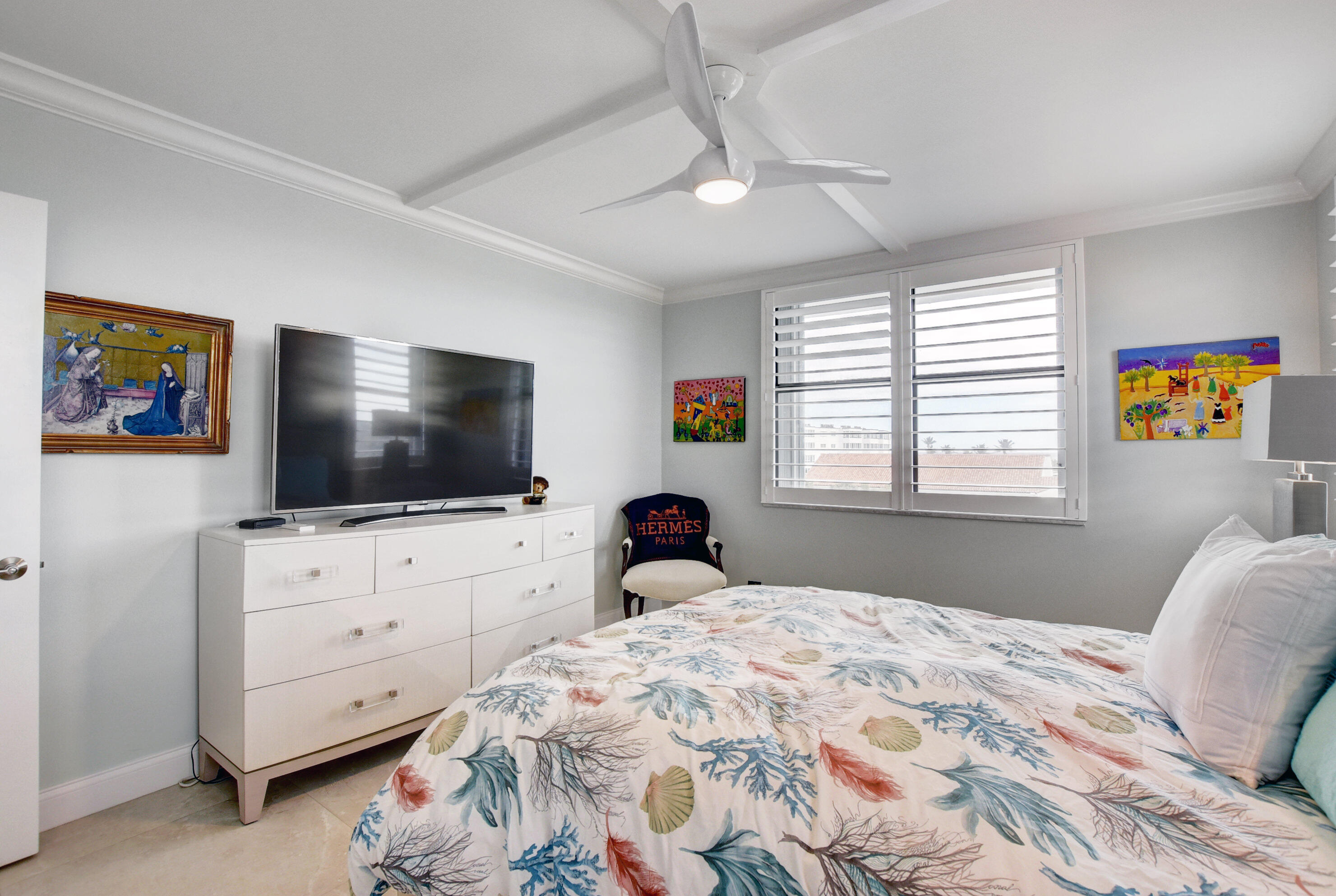 LA PALMA CONDO - Residential