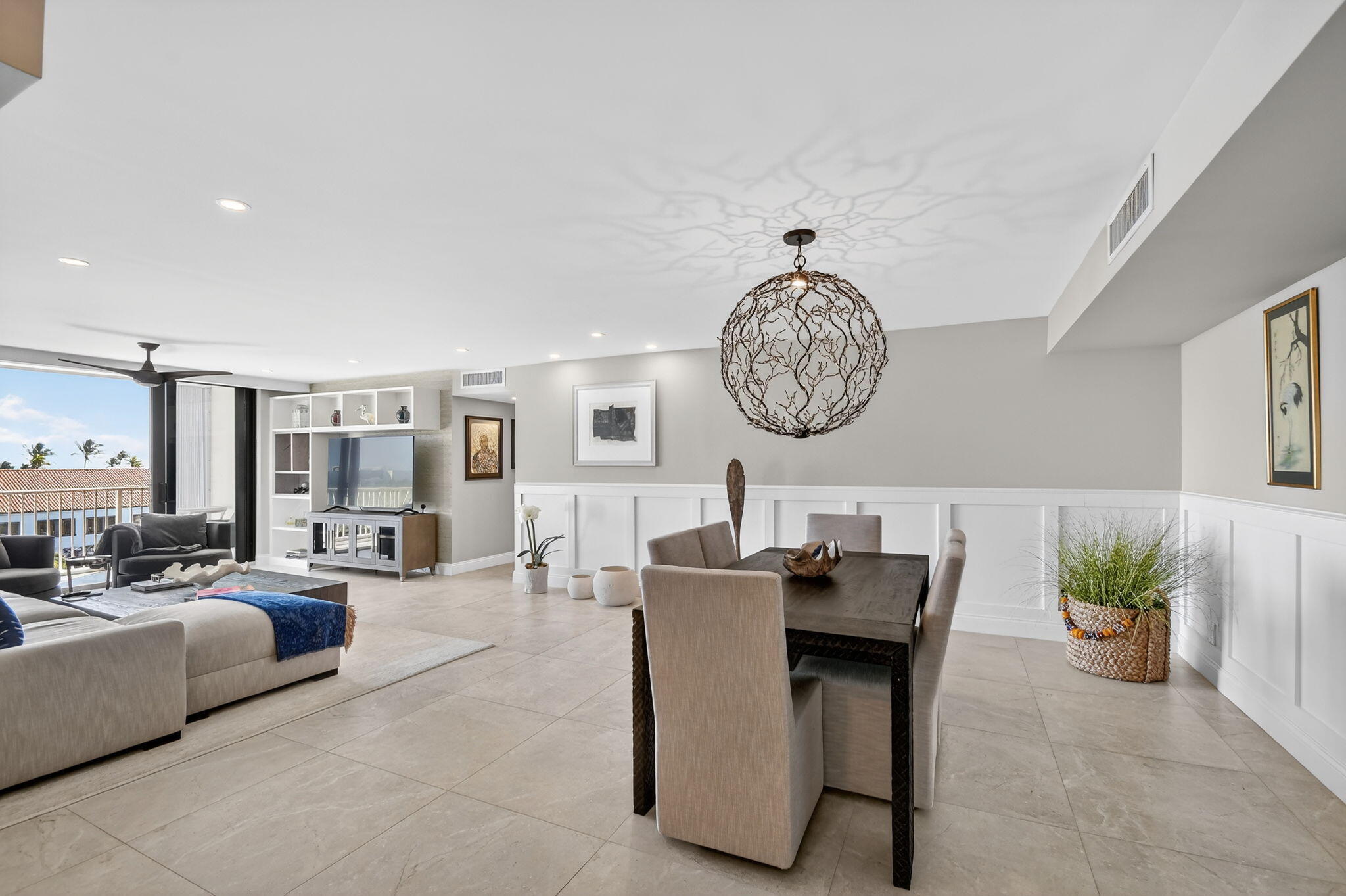 LA PALMA CONDO - Residential