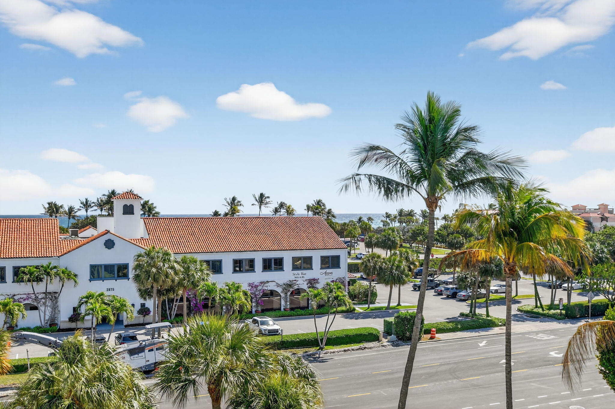 LA PALMA CONDO - Residential