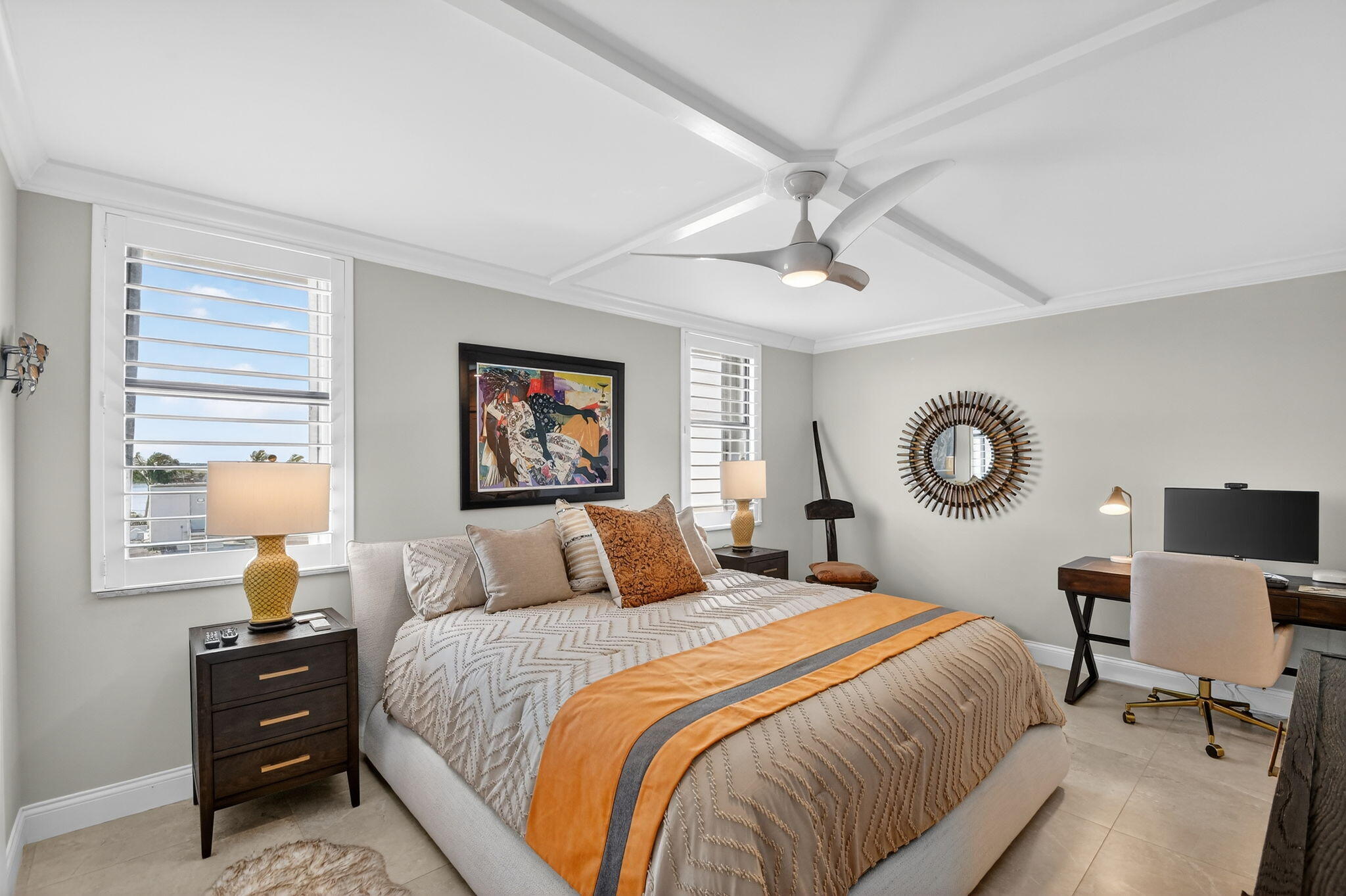 LA PALMA CONDO - Residential