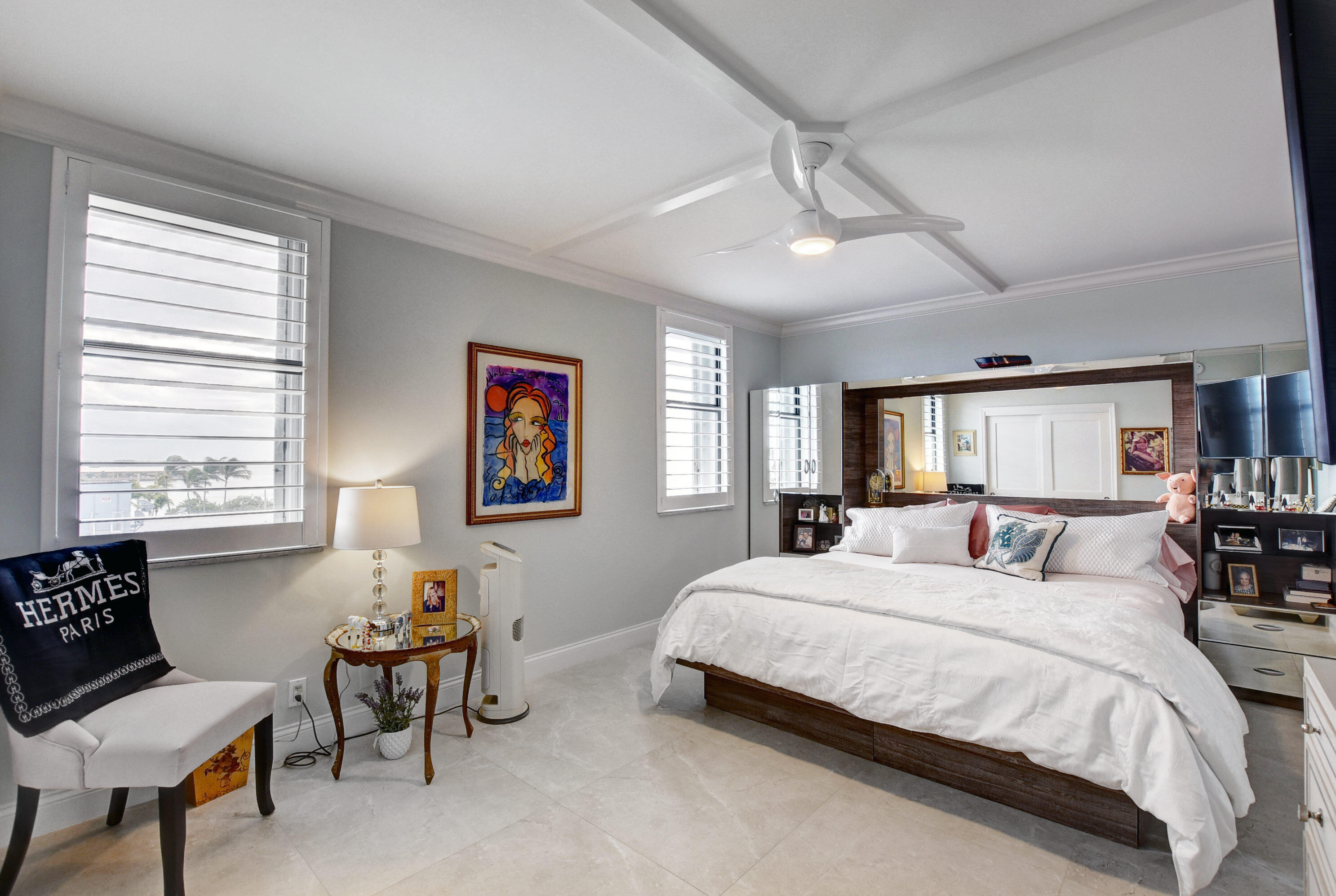 LA PALMA CONDO - Residential