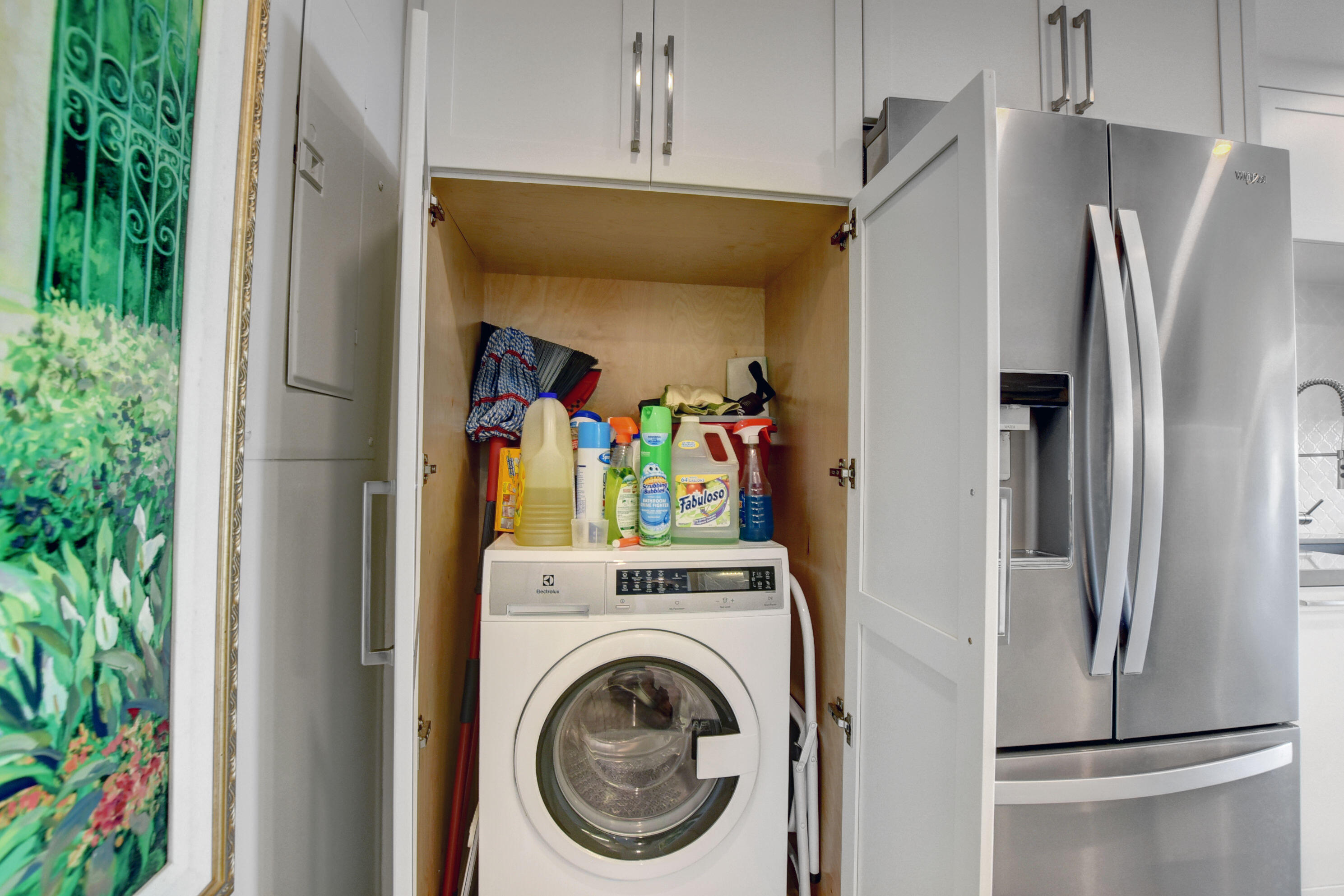 LA PALMA CONDO - Residential