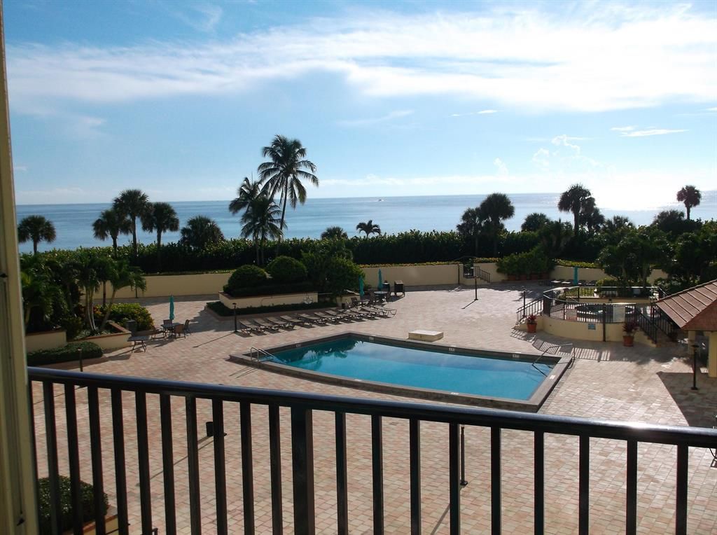 Photo of 400 Ocean Trail 307 Way #307, Jupiter, FL 33477 (MLS # R10762875)