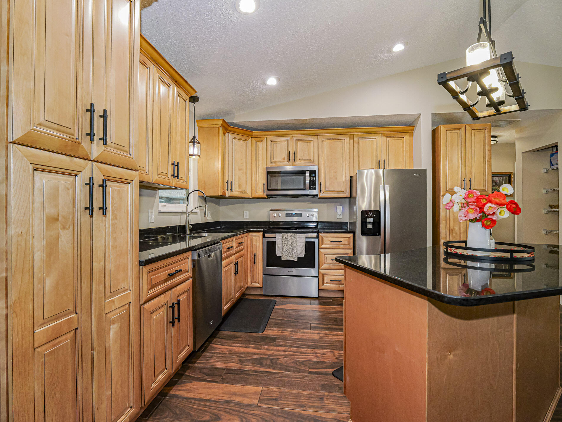 VERO LAKE ESTATES - Residential