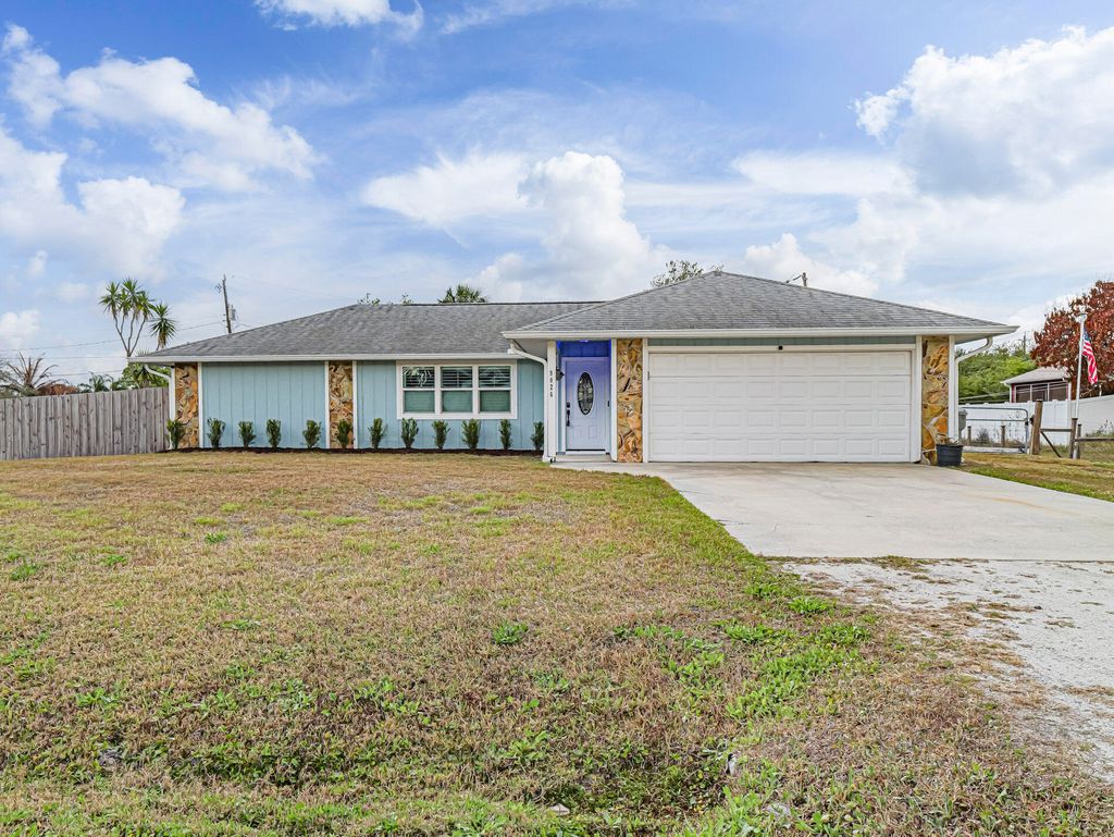 Photo of 9026 85th Place, Vero Beach, FL 32967 (MLS # R11166540)