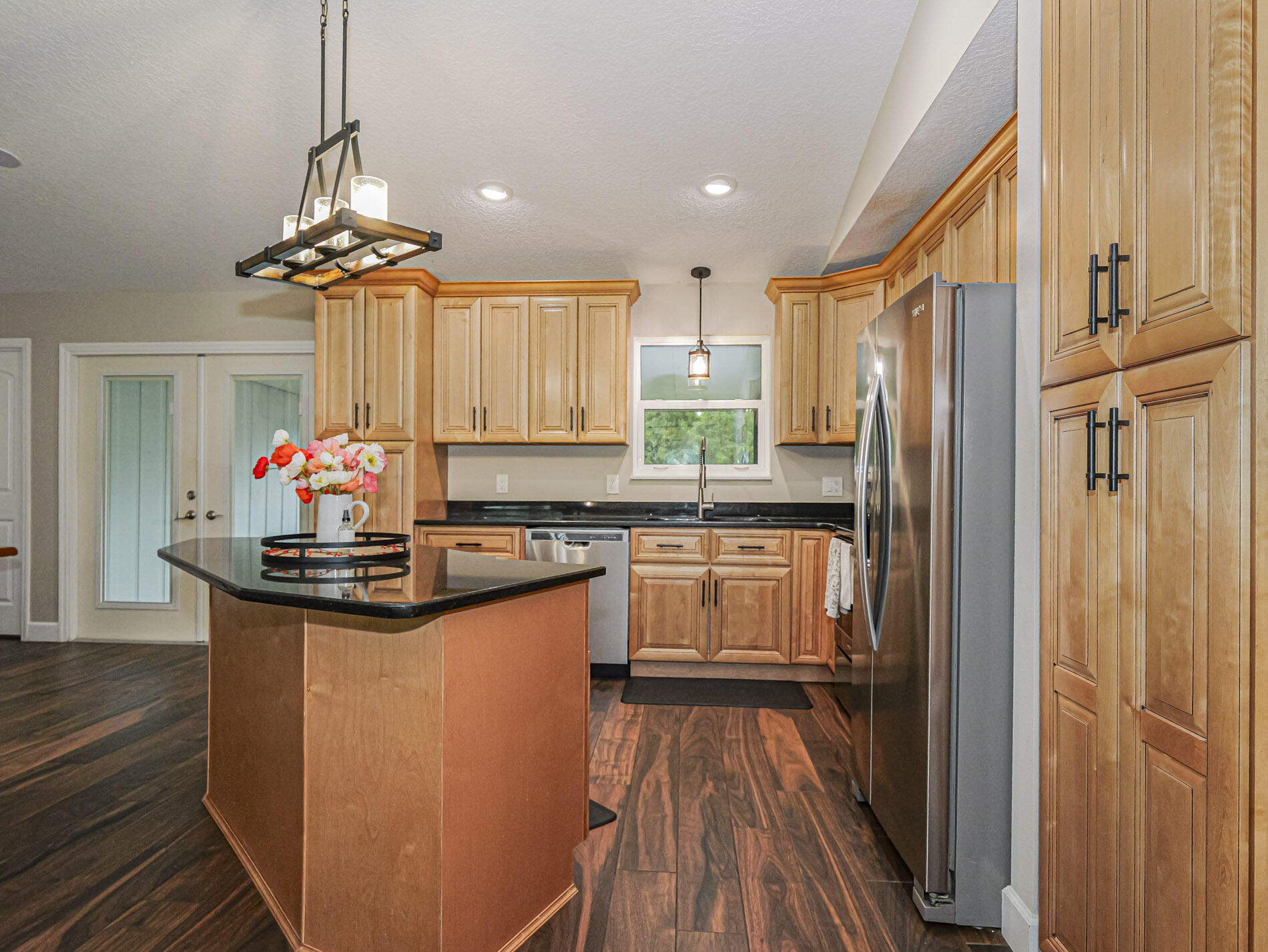 VERO LAKE ESTATES - Residential