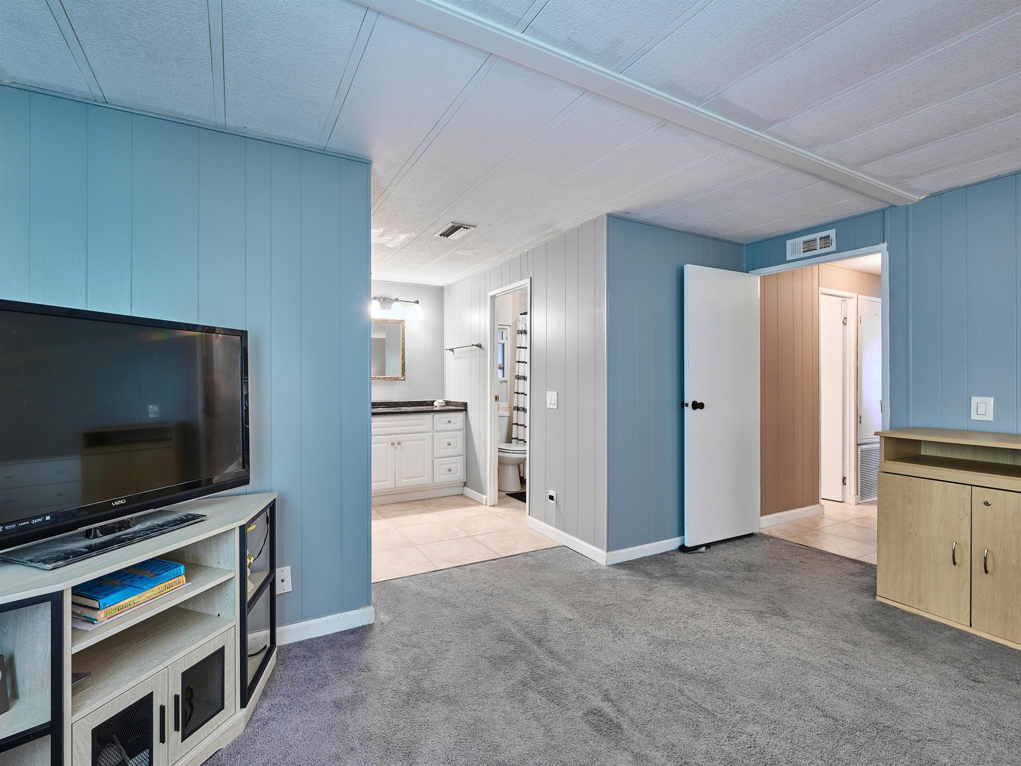 RIDGEWAY - Residential