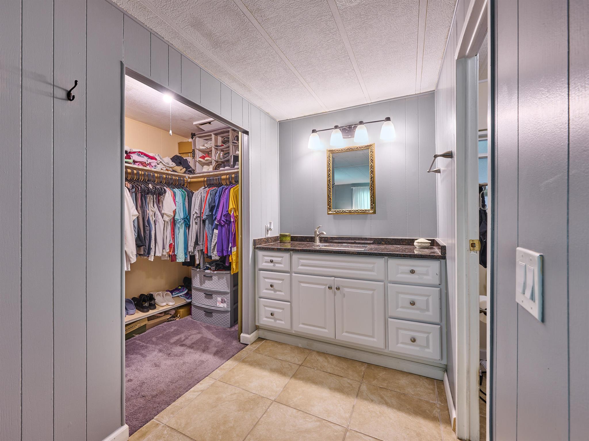 RIDGEWAY - Residential