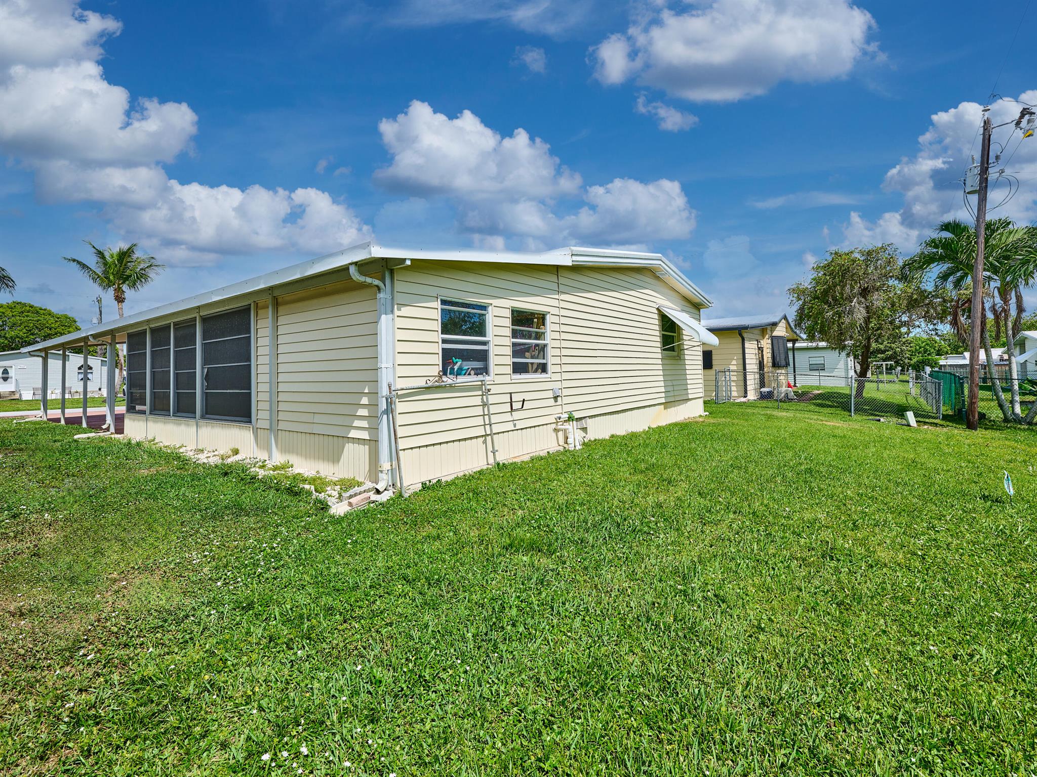 RIDGEWAY - Residential