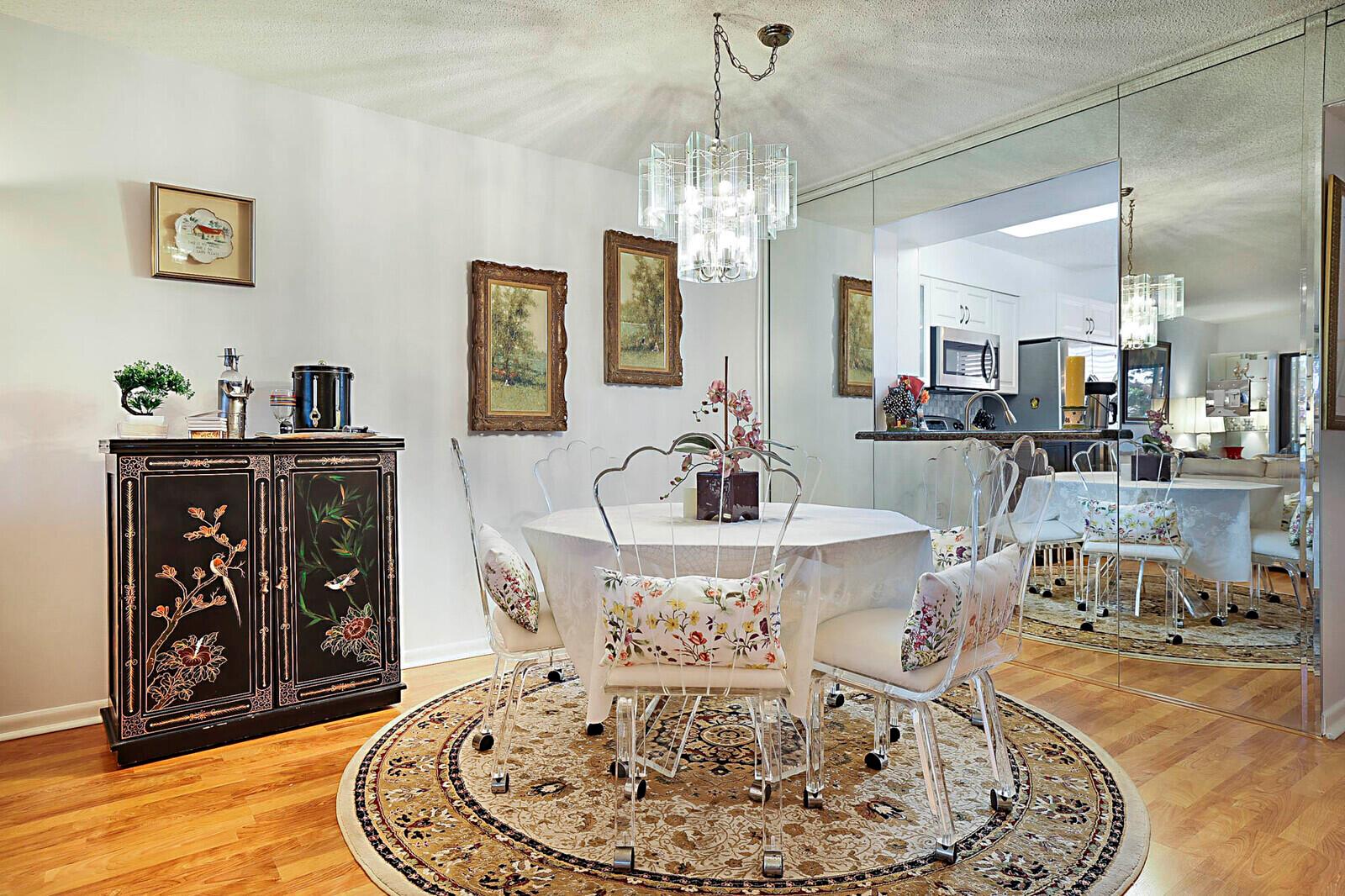 HUNTINGTON POINTE - Residential