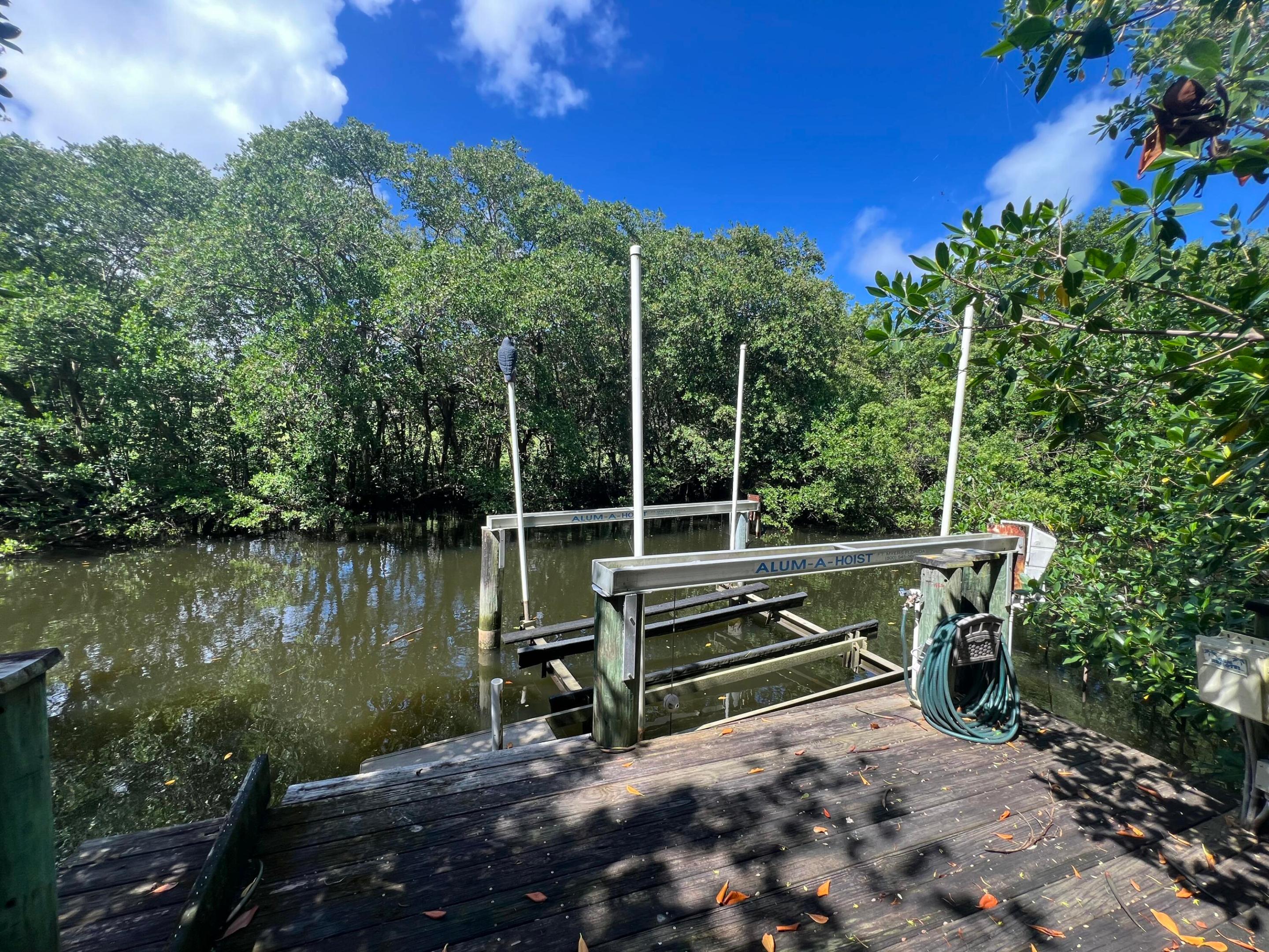 SEMINOLE LANDING - Residential