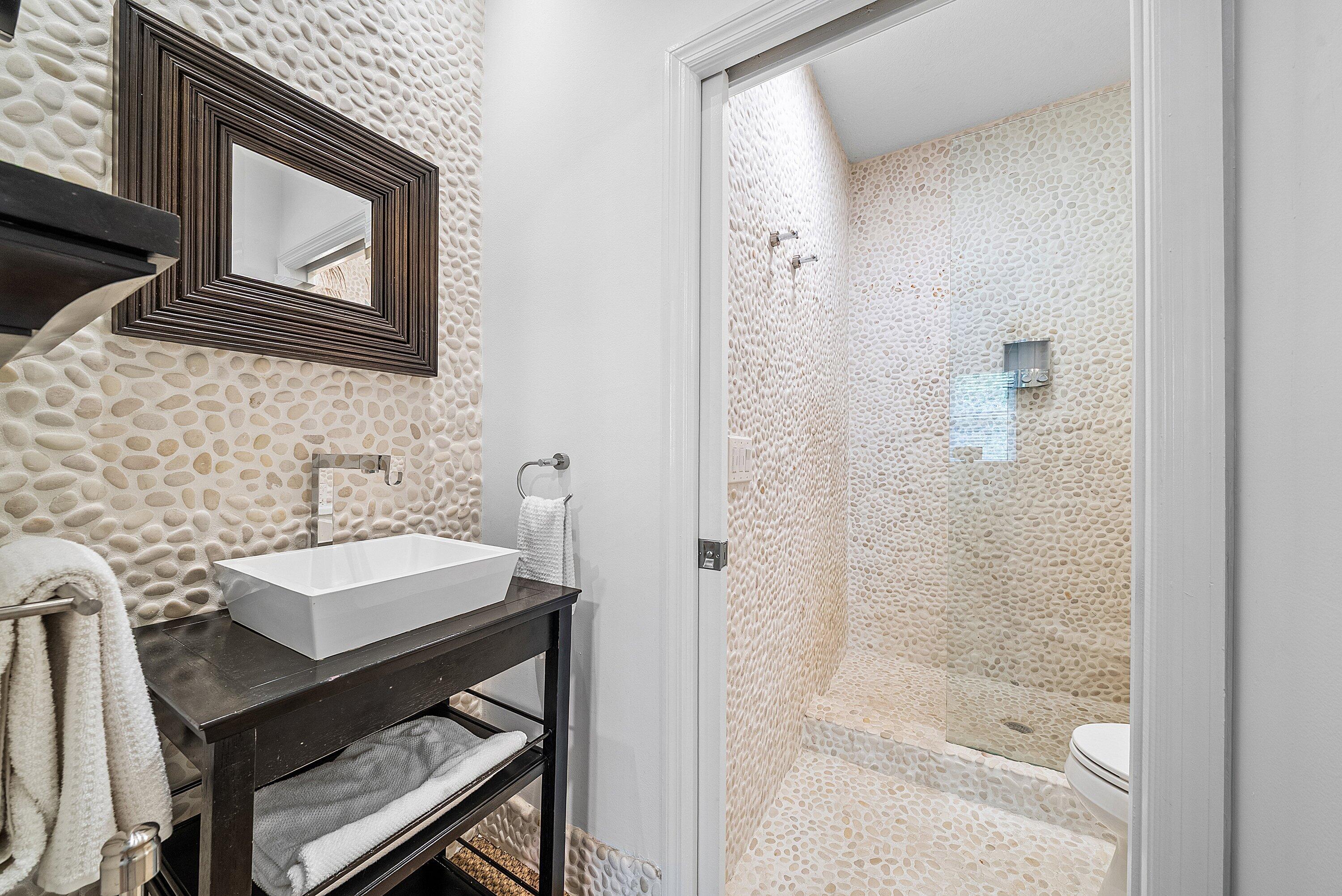 VILLAS AT HARBOR ISLES CONDO - Residential