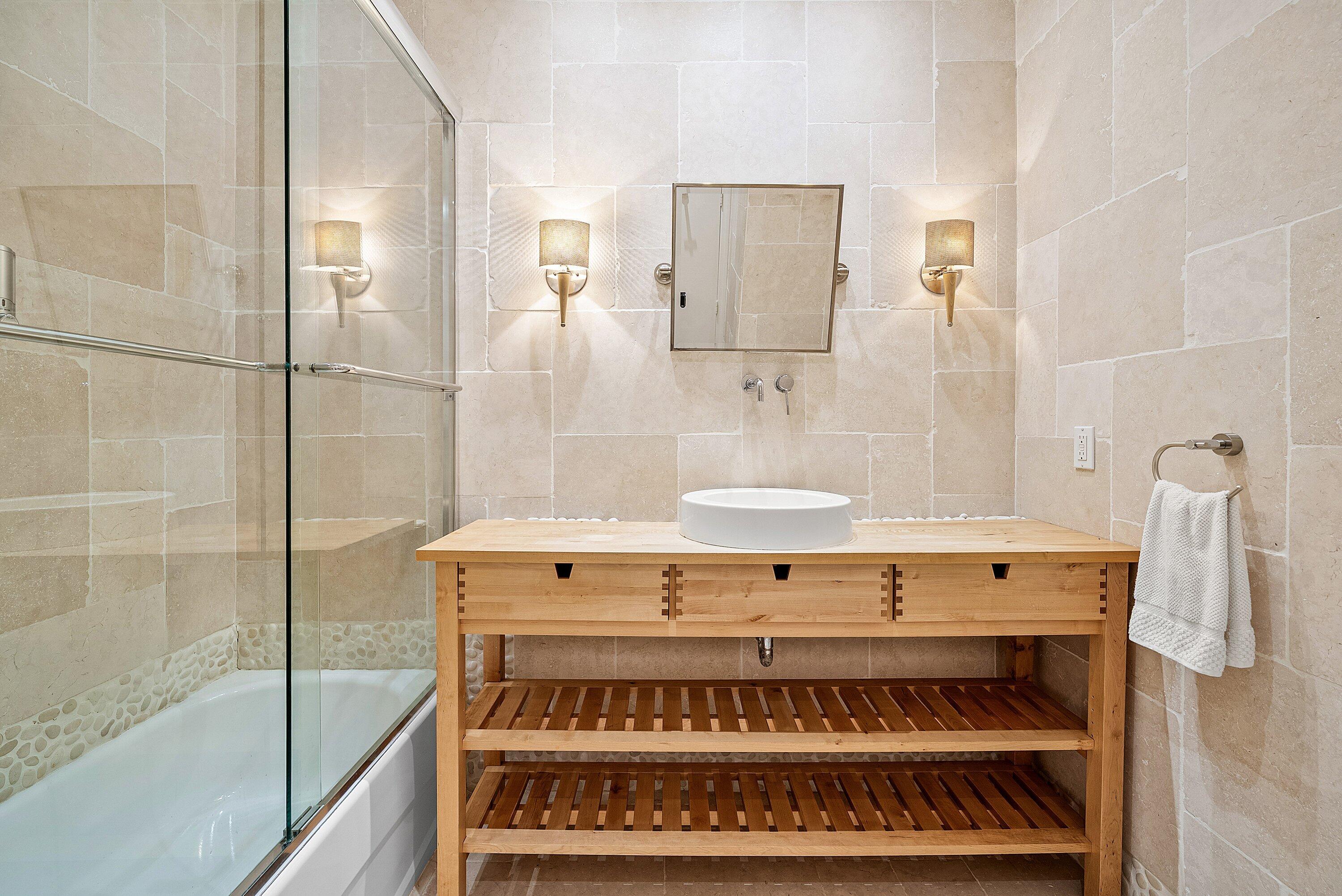 VILLAS AT HARBOR ISLES CONDO - Residential