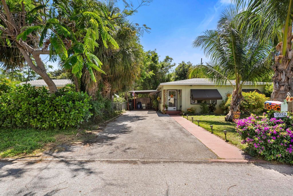 Photo of 3032 Stanford Road, West Palm Beach, FL 33405 (MLS # B26028499)