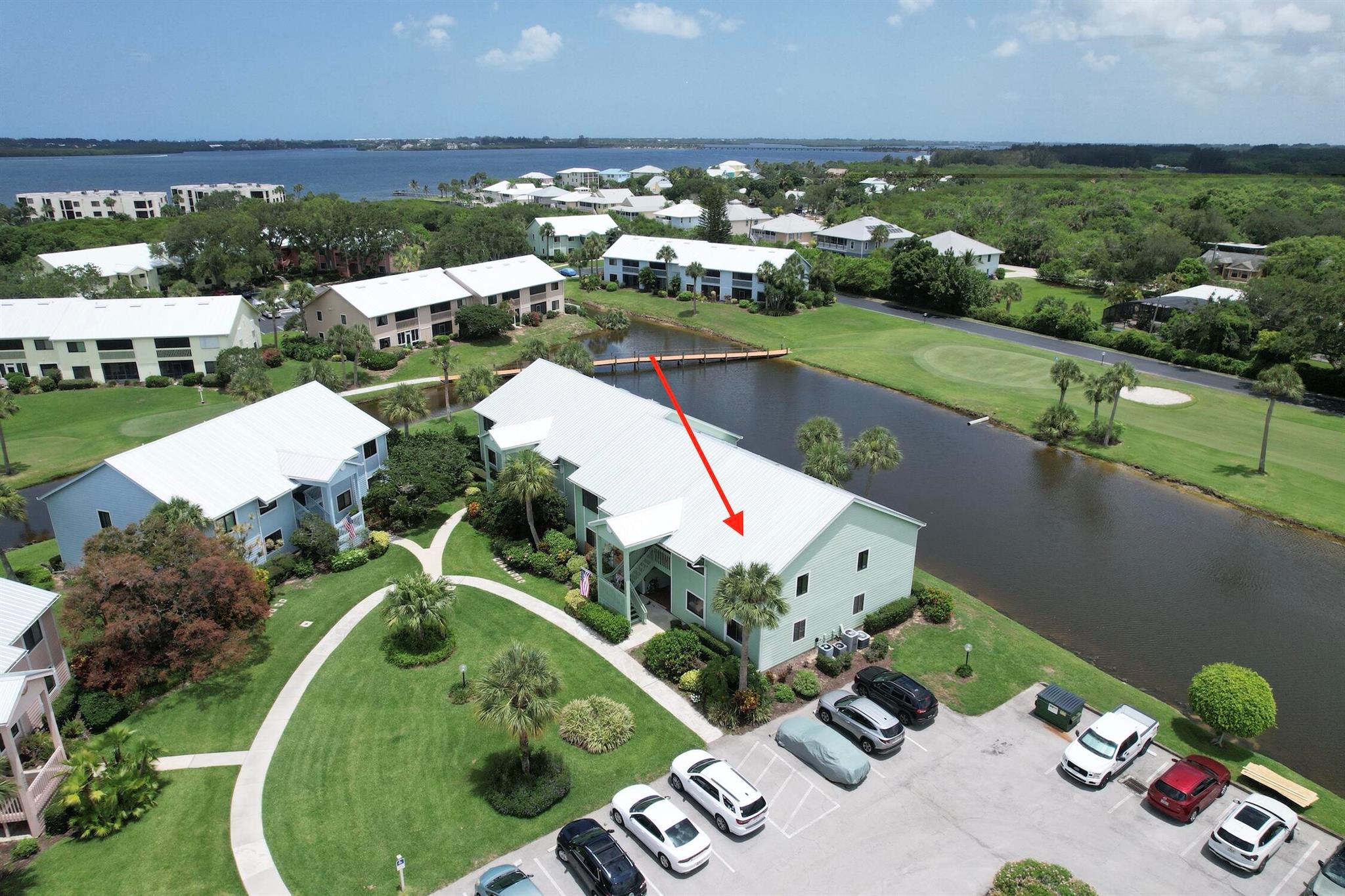 5725 Pelican Pointe Drive 4, Sebastian, FL, 32958/$247,000 1 5725 Pelican Pointe Drive 4